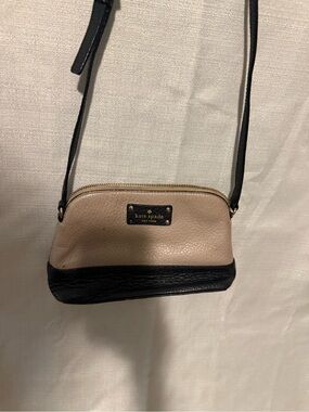 Leather Two-Tone Crossbody Bag - Black & Taupe